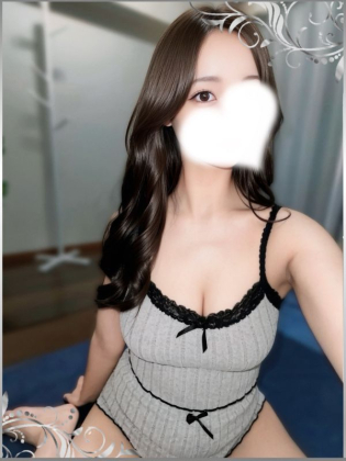 美月るあ