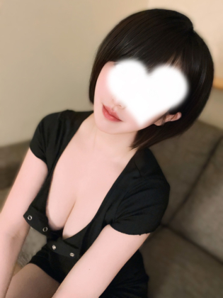 前川ひより